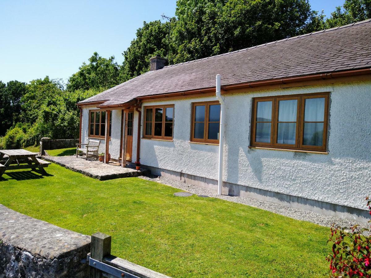 Llinos Cottage Beaumaris Eksteriør bilde